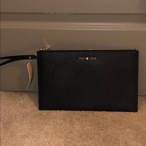 Michael Kors XL clutch